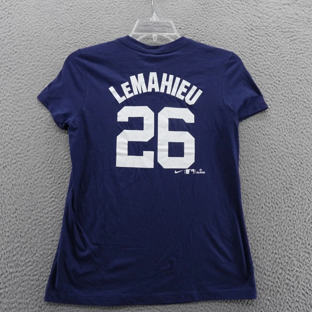 The Nike Tee New York Yankees MLB TShirt Womens Size Medium DJ LeMahieu‎ NWT